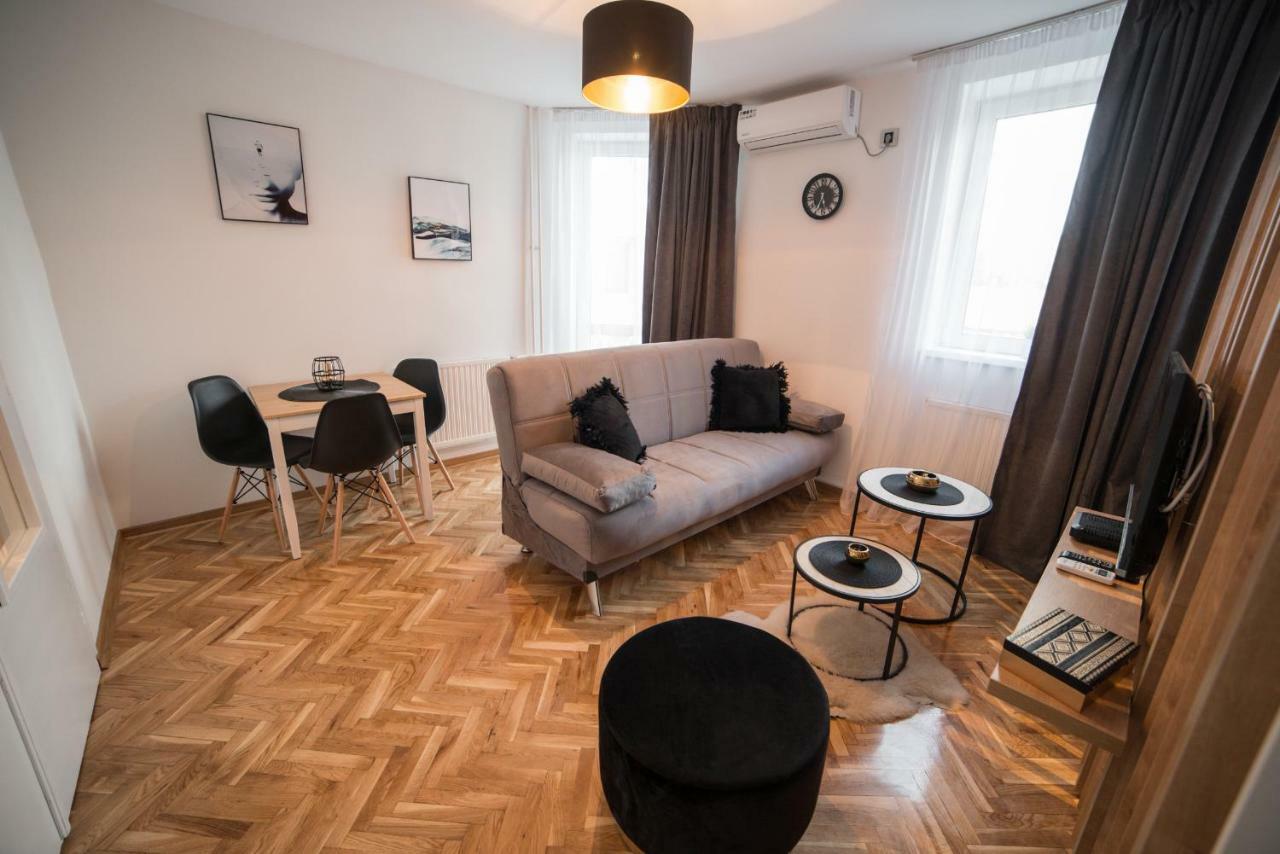 Royal Apartment Backa Palanka Luaran gambar