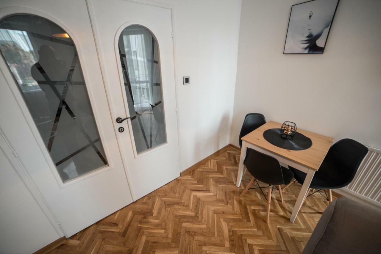 Royal Apartment Backa Palanka Luaran gambar